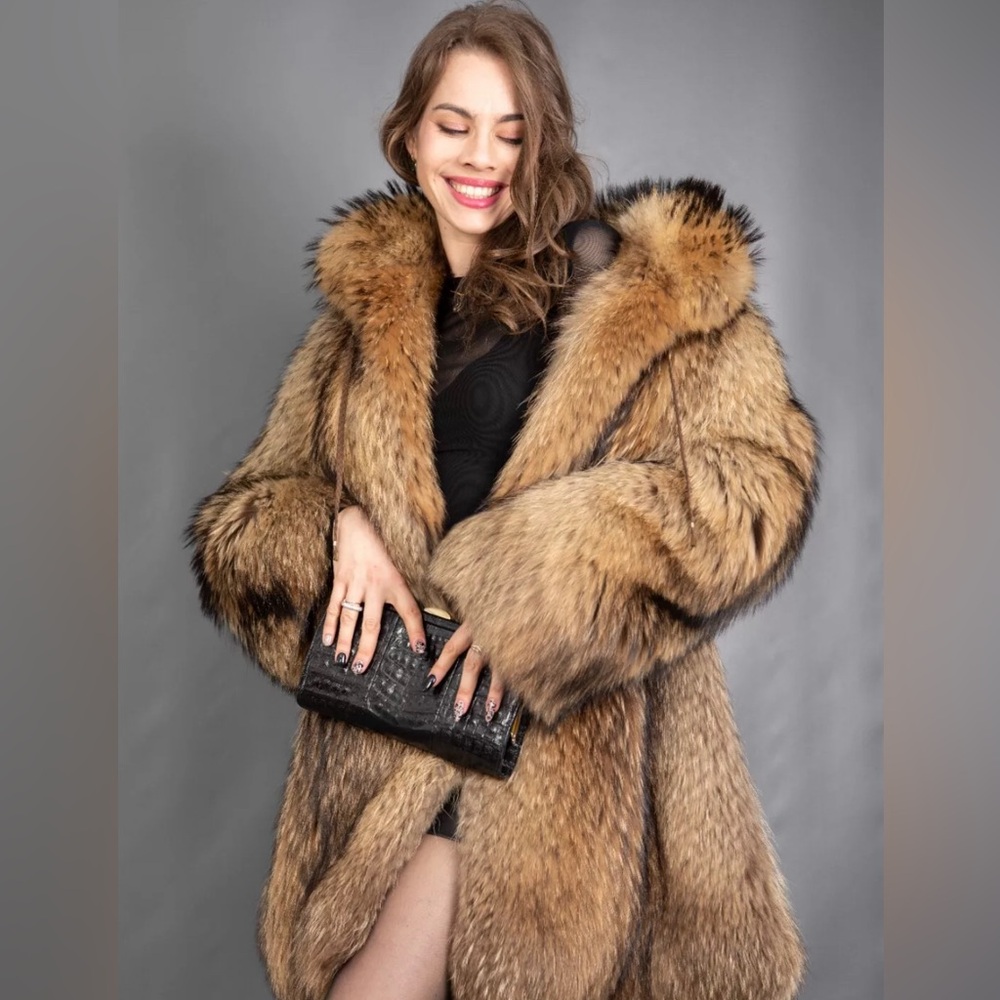Real Finn Raccoon Luxury Fur Coat Size M
